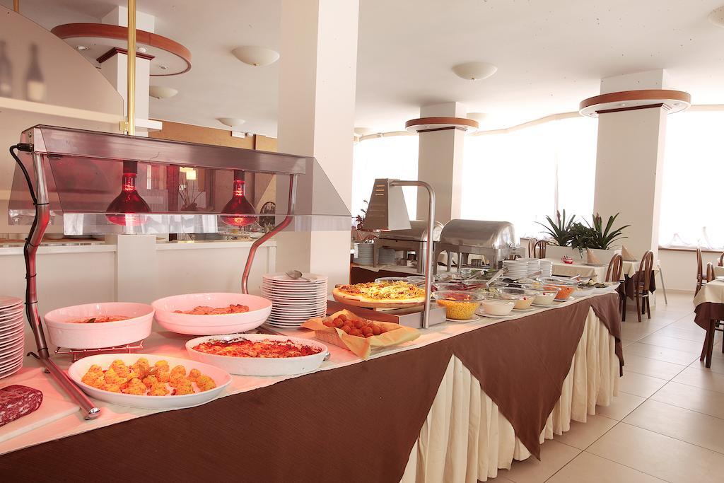 Gallia Club Hotel 체제나티코 외부 사진